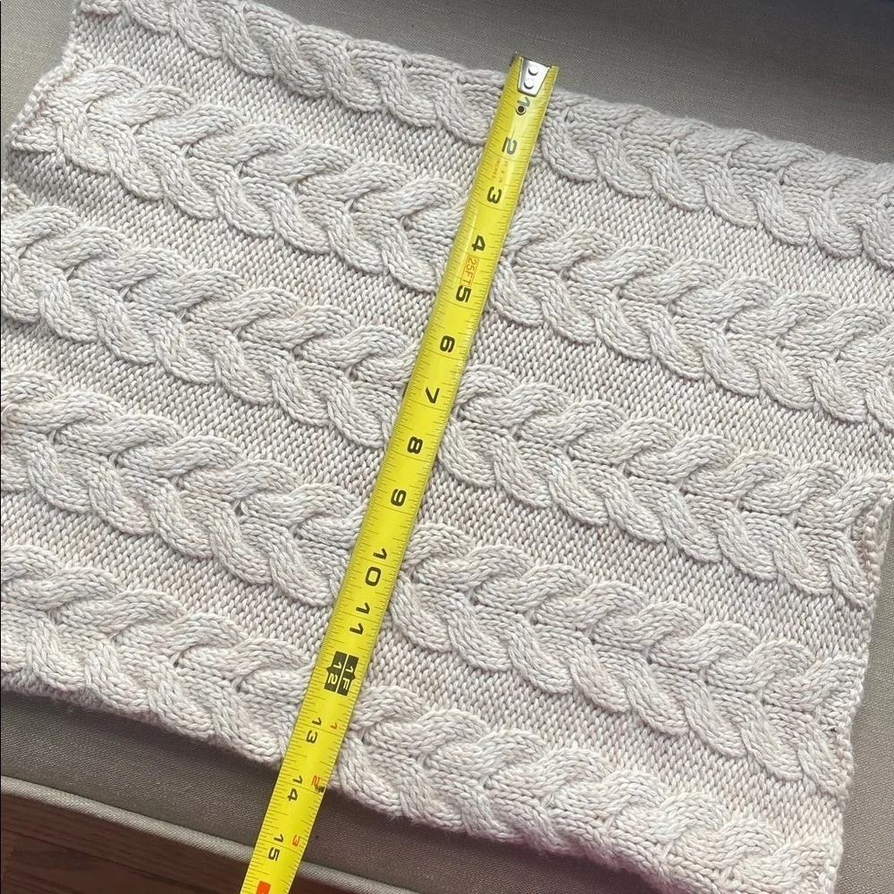 Cable Knit Infinity Scarf Oatmeal Beige - Picture 7 of 9